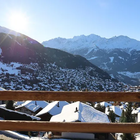 Chalet La Ruinette-charming 3-bed Chalet, Stunning View